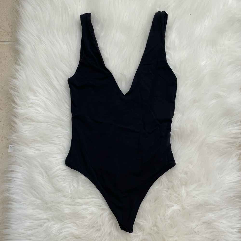 Aritzia Brand Body suit